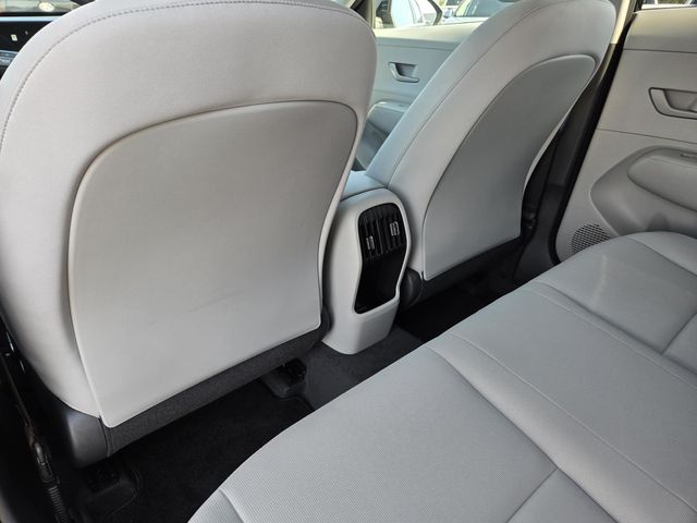 2024 Hyundai Kona SEL photo 23