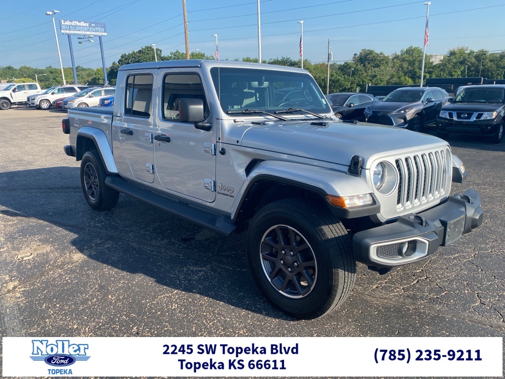 Used 2022 Jeep Gladiator Overland with VIN 1C6HJTFG5NL114403 for sale in Kansas City