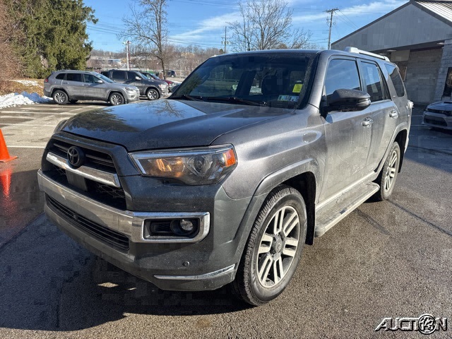 2022 Toyota 4Runner Limited's photo
