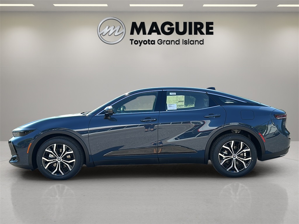 2026 Toyota Crown XLE photo 3