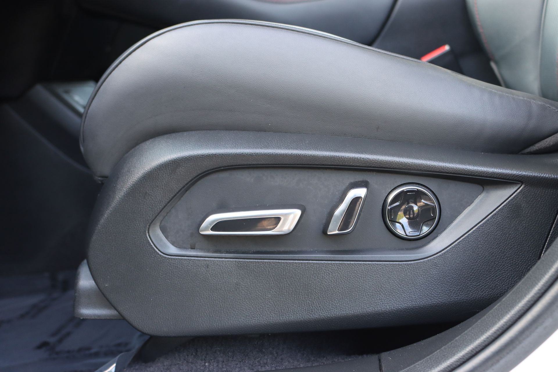 2023 Acura RDX A-Spec photo 20