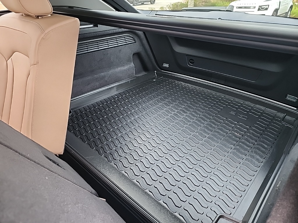 2025 Audi Q8 55 Prestige photo 4