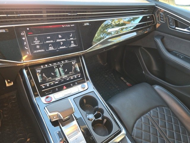 2023 Audi SQ8 Prestige photo 10