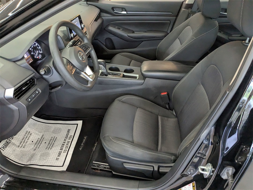 2022 Nissan Altima 2.5 S photo 14