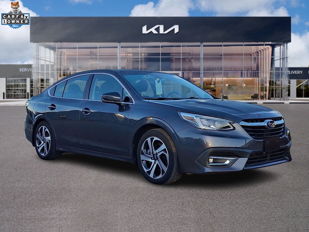 2022 Subaru Legacy Limited's photo