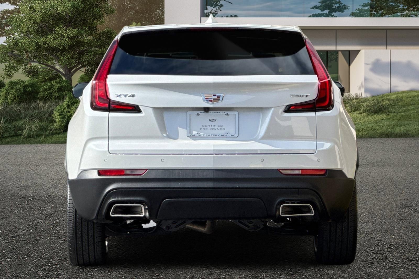 2023 Cadillac XT4 Luxury photo 4