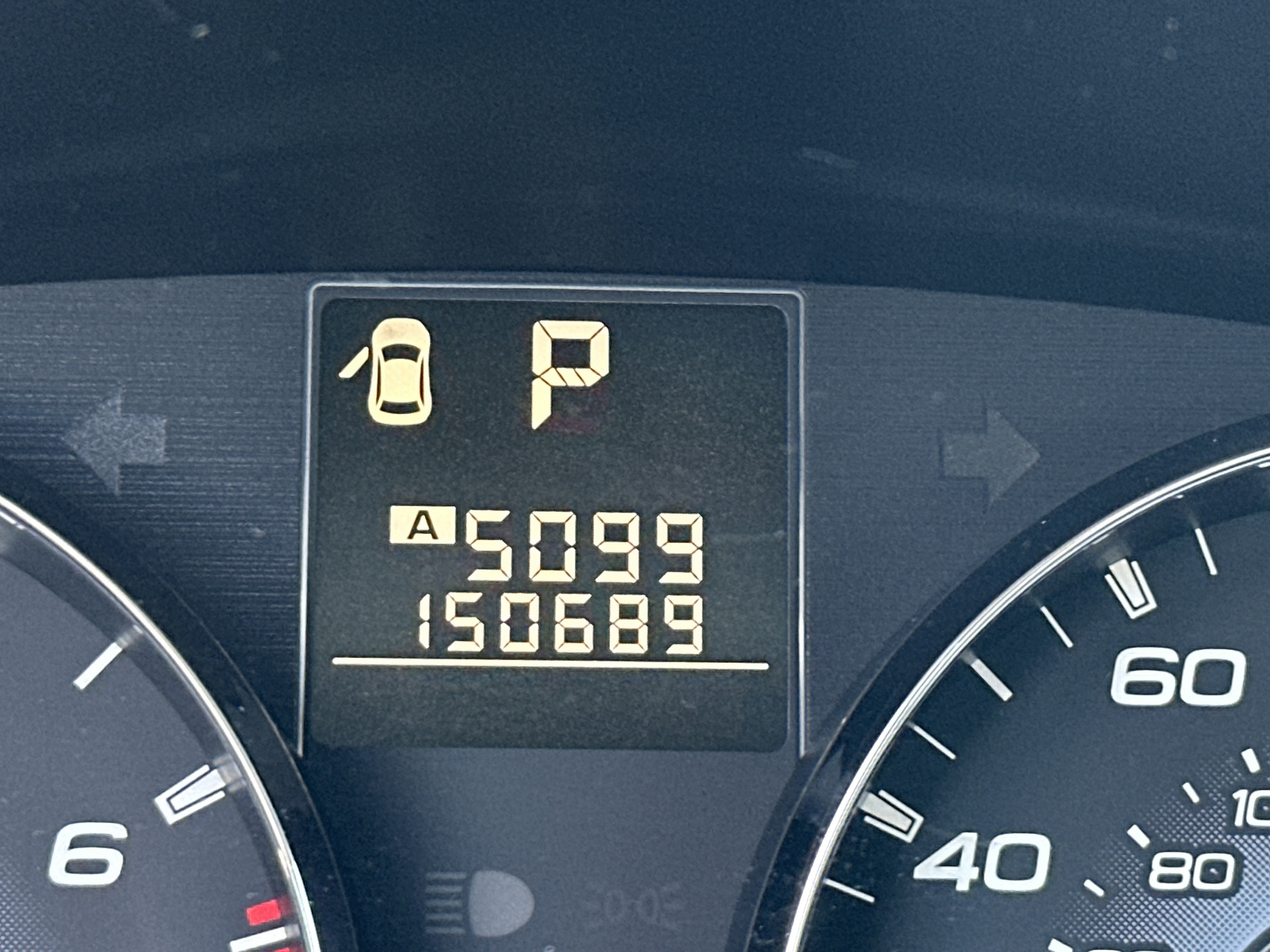 2010 Subaru Legacy 2.5i photo 4