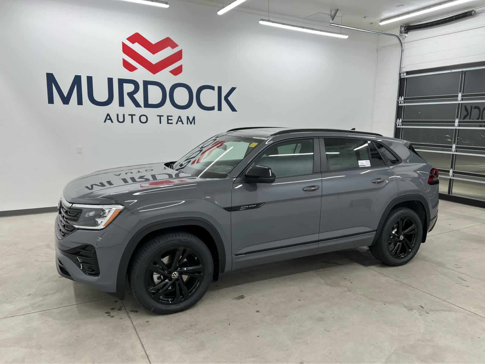 2026 Volkswagen Atlas Cross Sport SEL R-LINE's photo