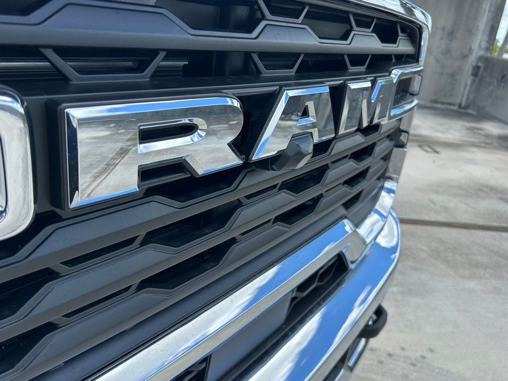 2026 Ram 3500 Tradesman photo 16