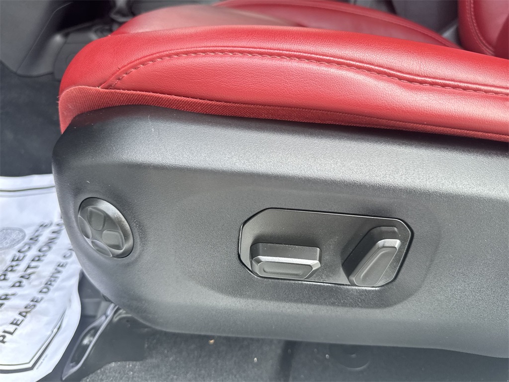 2024 Jeep Wrangler Rubicon 392 photo 17