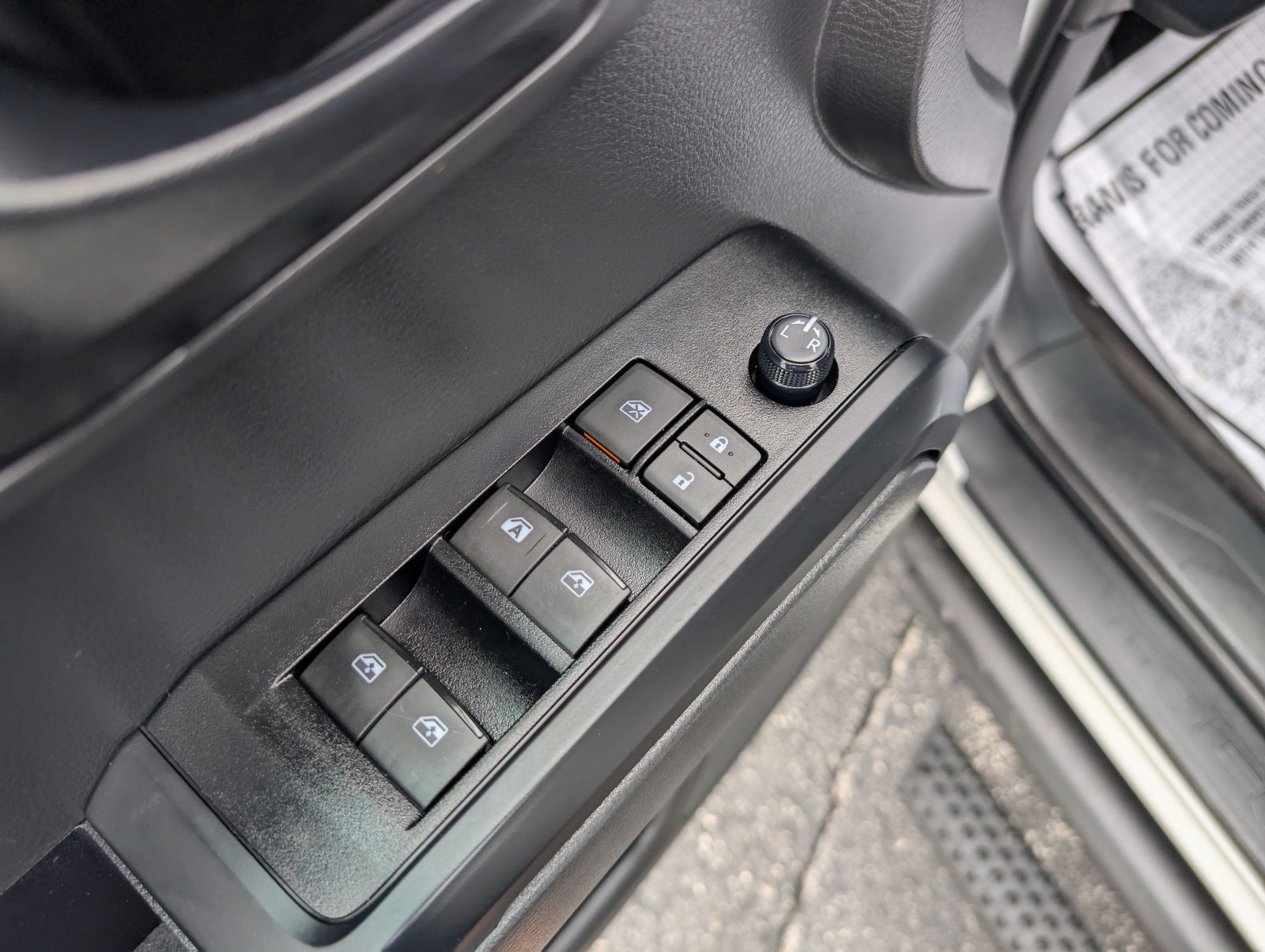 2023 Toyota Tacoma SR 4x4 Double Cab photo 12
