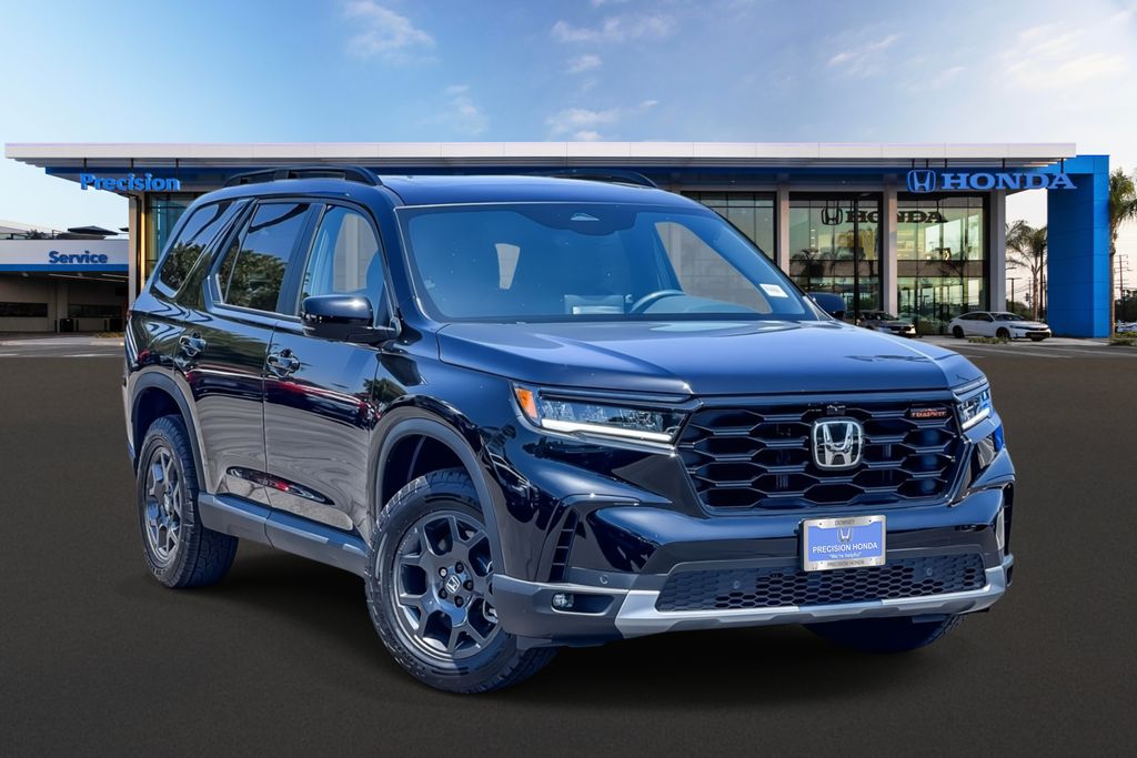 2025 Honda Pilot TrailSport's photo