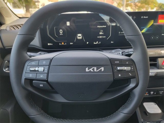 2025 Kia K4 EX photo 25
