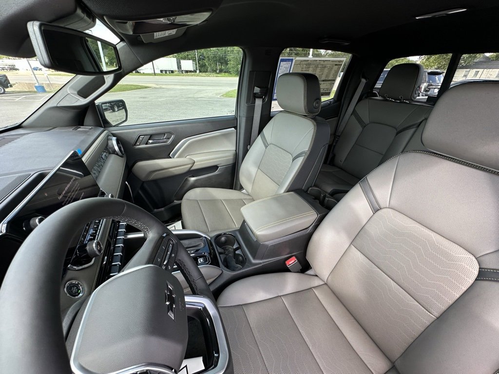 2025 Chevrolet Colorado ZR2 photo 16