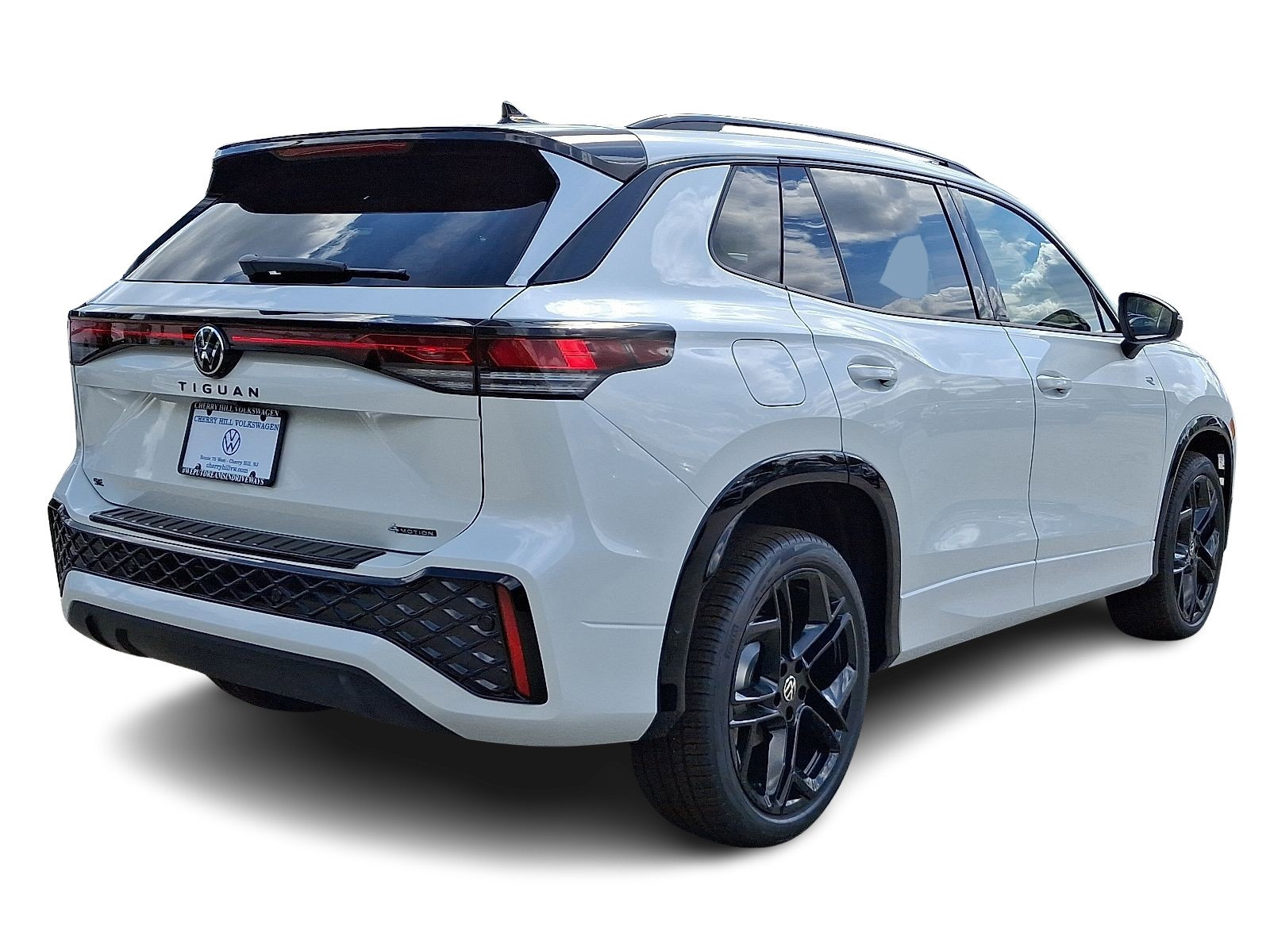 2025 Volkswagen Tiguan SE R-Line Black photo 4