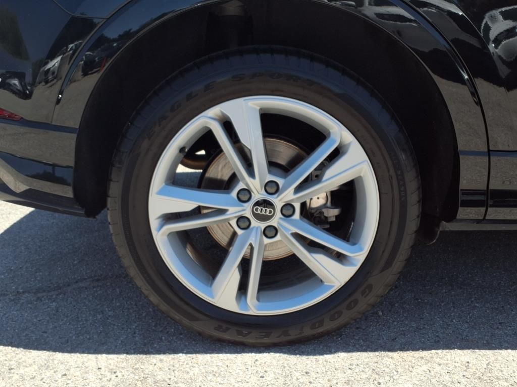 2022 Audi Q3 Premium Plus S line photo 3