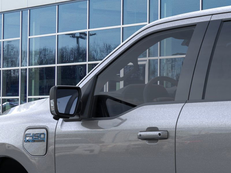 2025 Ford F-150 Lightning photo 19