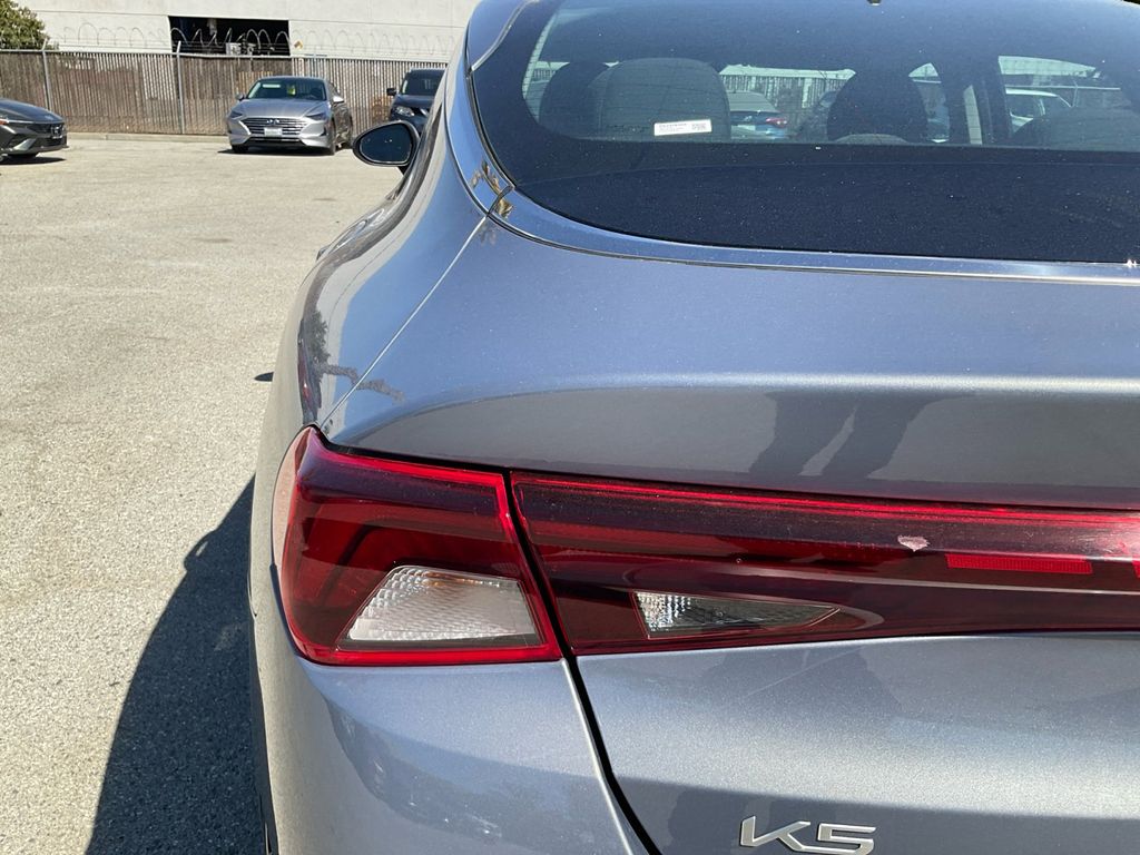 2023 Kia K5 LXS photo 30
