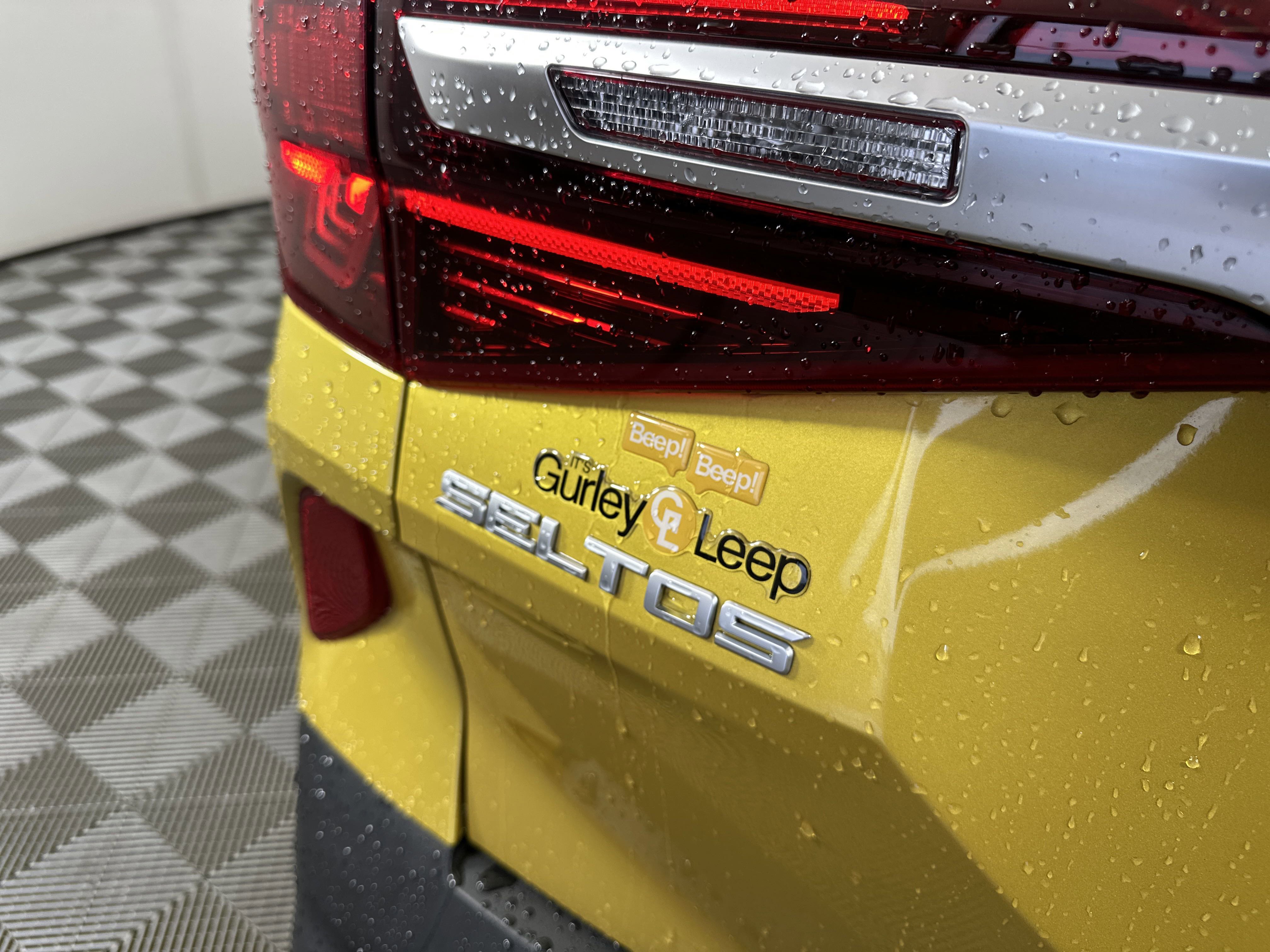2023 Kia Seltos Nightfall Edition photo 2