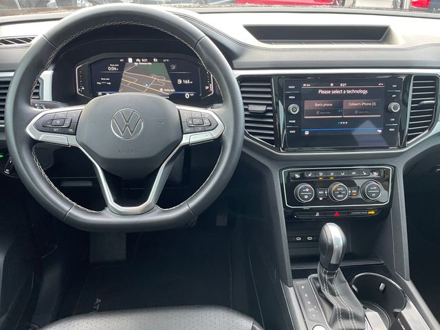 2023 Volkswagen Atlas SEL photo 2