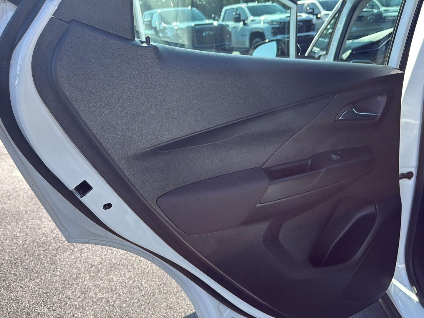2023 Chevrolet Bolt EV 1LT photo 17