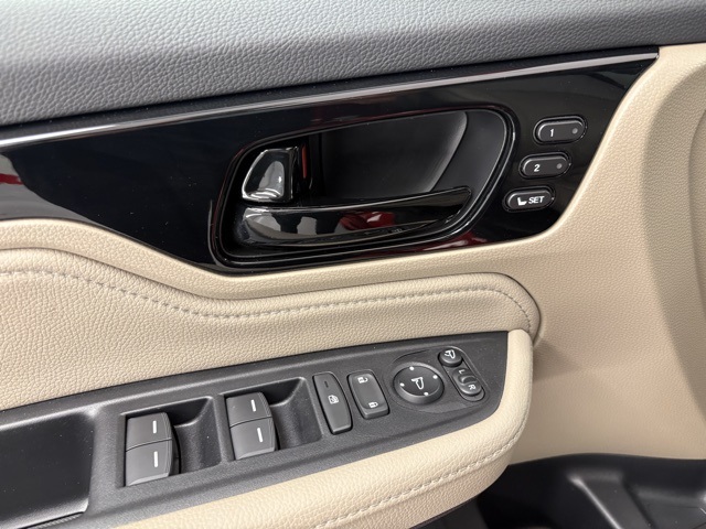 2023 Honda Odyssey Elite photo 8