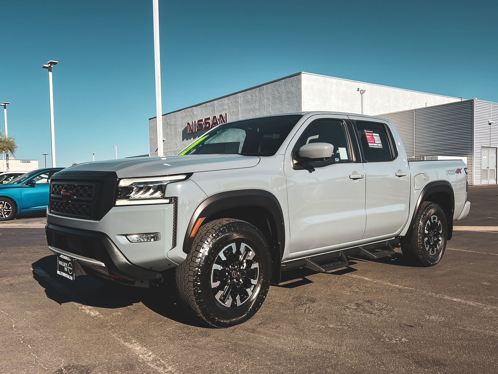 2023 Nissan Frontier PRO-4X photo 11