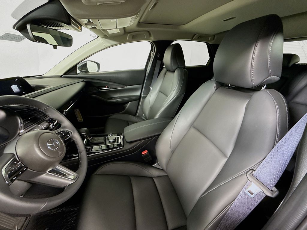 2025 Mazda CX-30 2.5 S Preferred photo 19