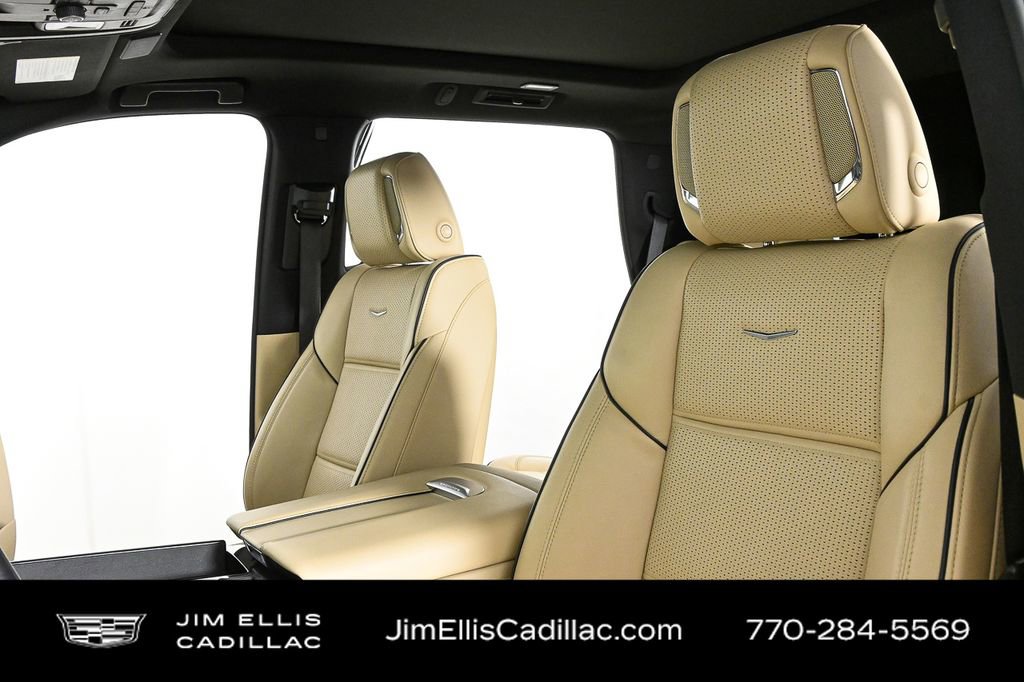 2024 Cadillac Escalade Premium Luxury photo 5