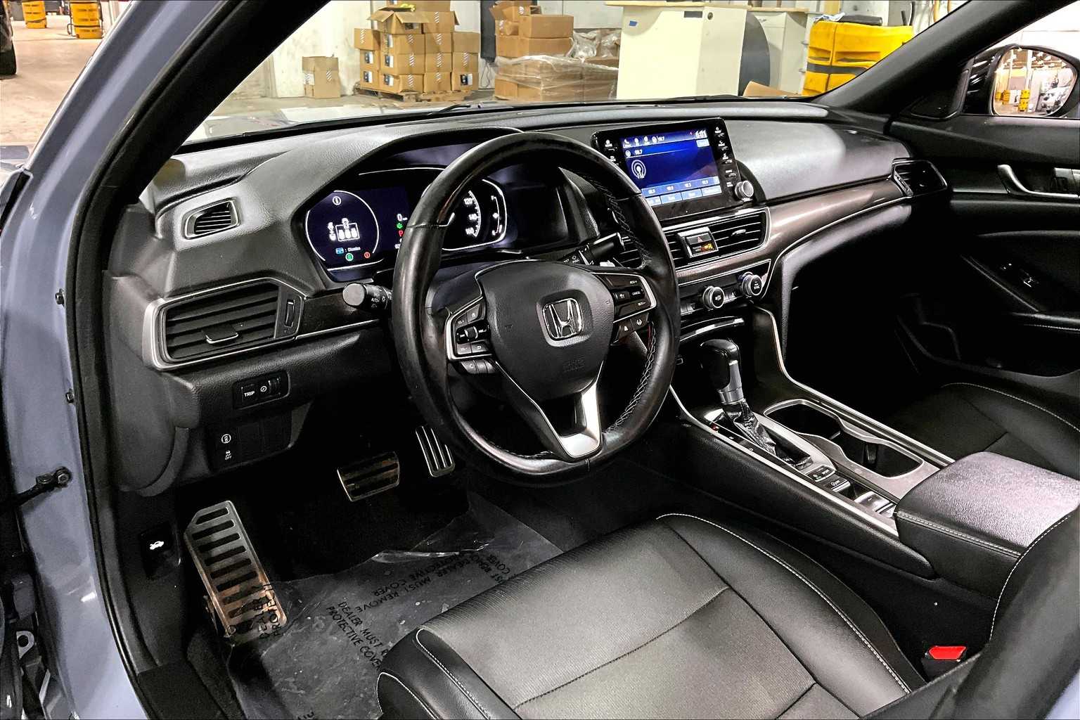 2022 Honda Accord Sport photo 17