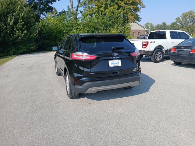2024 Ford Edge SEL photo 3