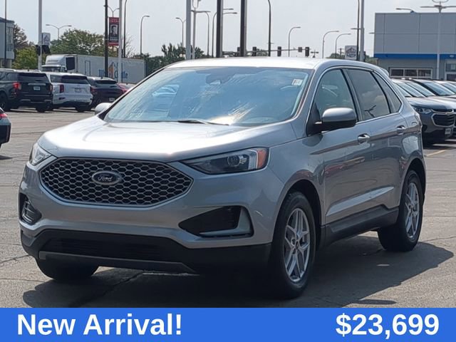 2024 Ford Edge SEL photo 2