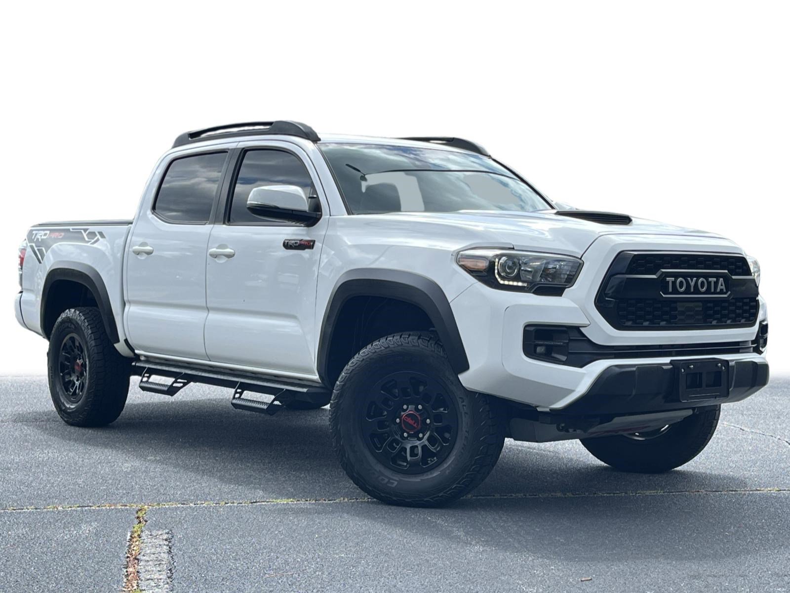 2019 Toyota Tacoma TRD Pro photo 2