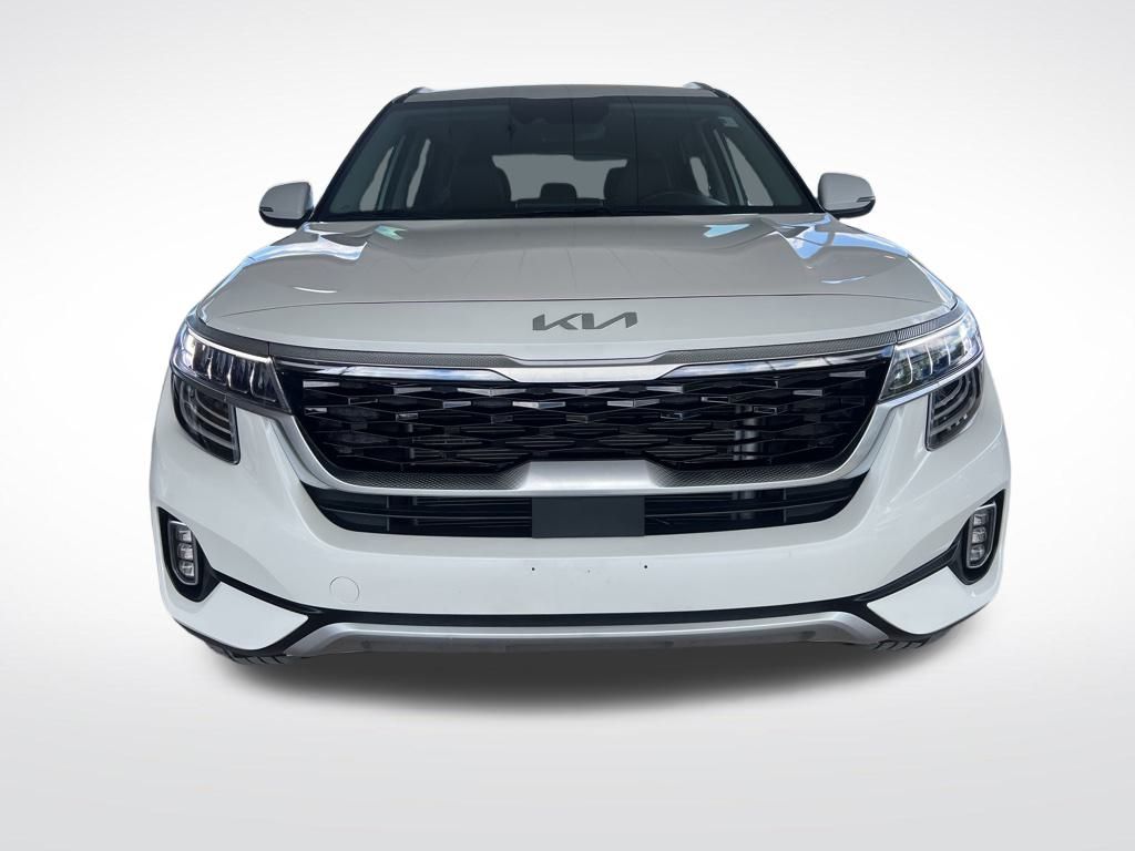 2023 Kia Seltos SX photo 2