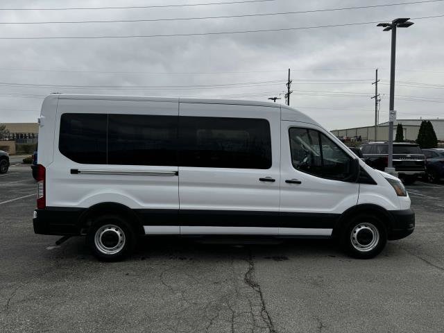 2025 Ford Transit XL photo 3