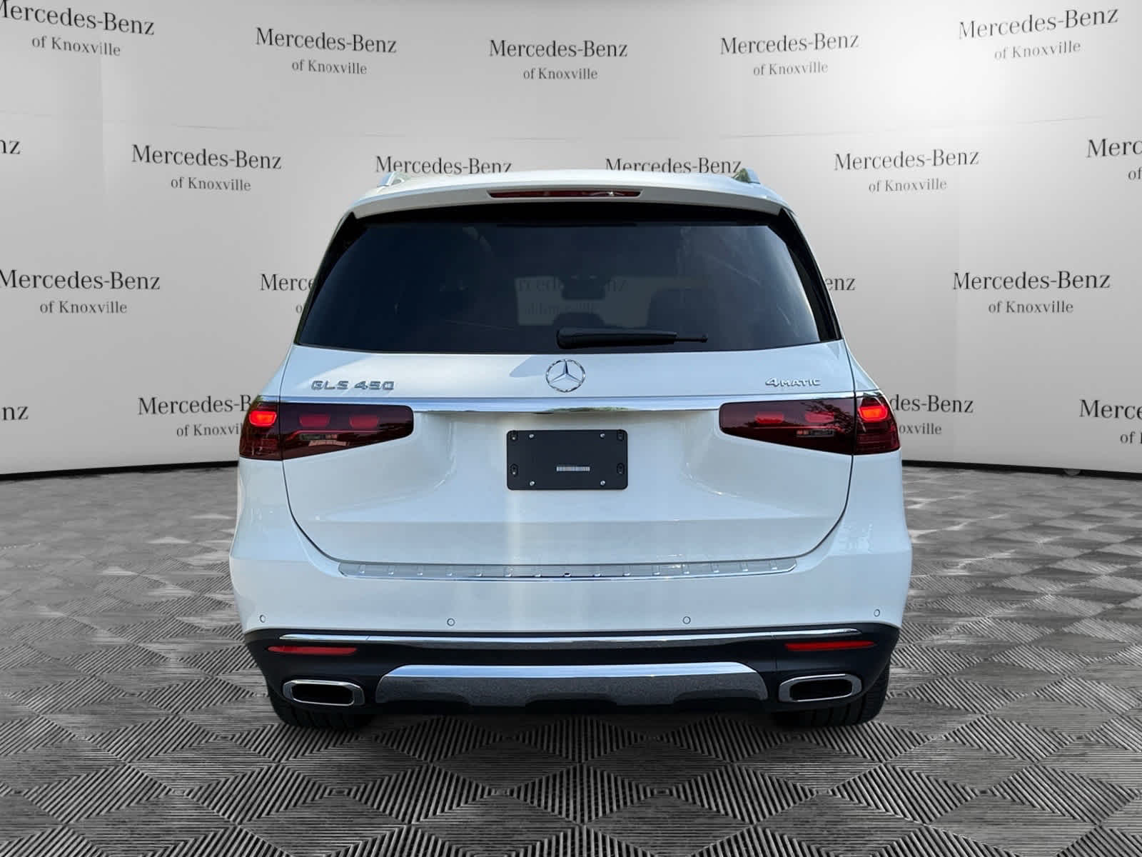 2025 Mercedes Benz GLS 450 4MATIC photo 4