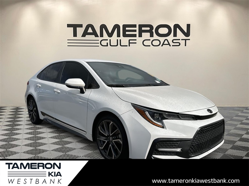 2022 Toyota Corolla SE's photo