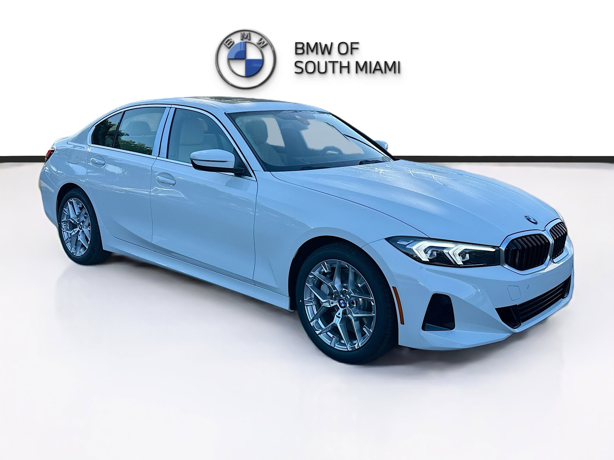 2026 BMW 3 Series 330i's photo