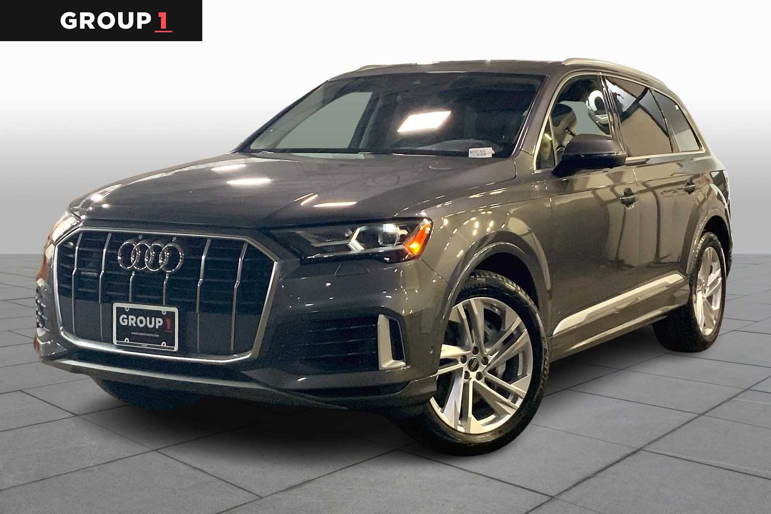 2022 Audi Q7 Premium's photo