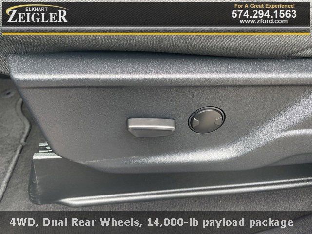 2024 Ford F-350 XLT photo 22