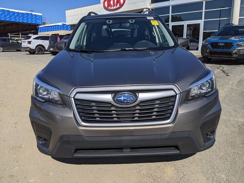 2020 Subaru Forester Premium photo 8