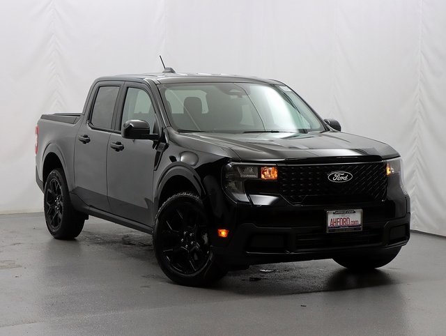 New 2025 Shadow Black Ford XLT image 1