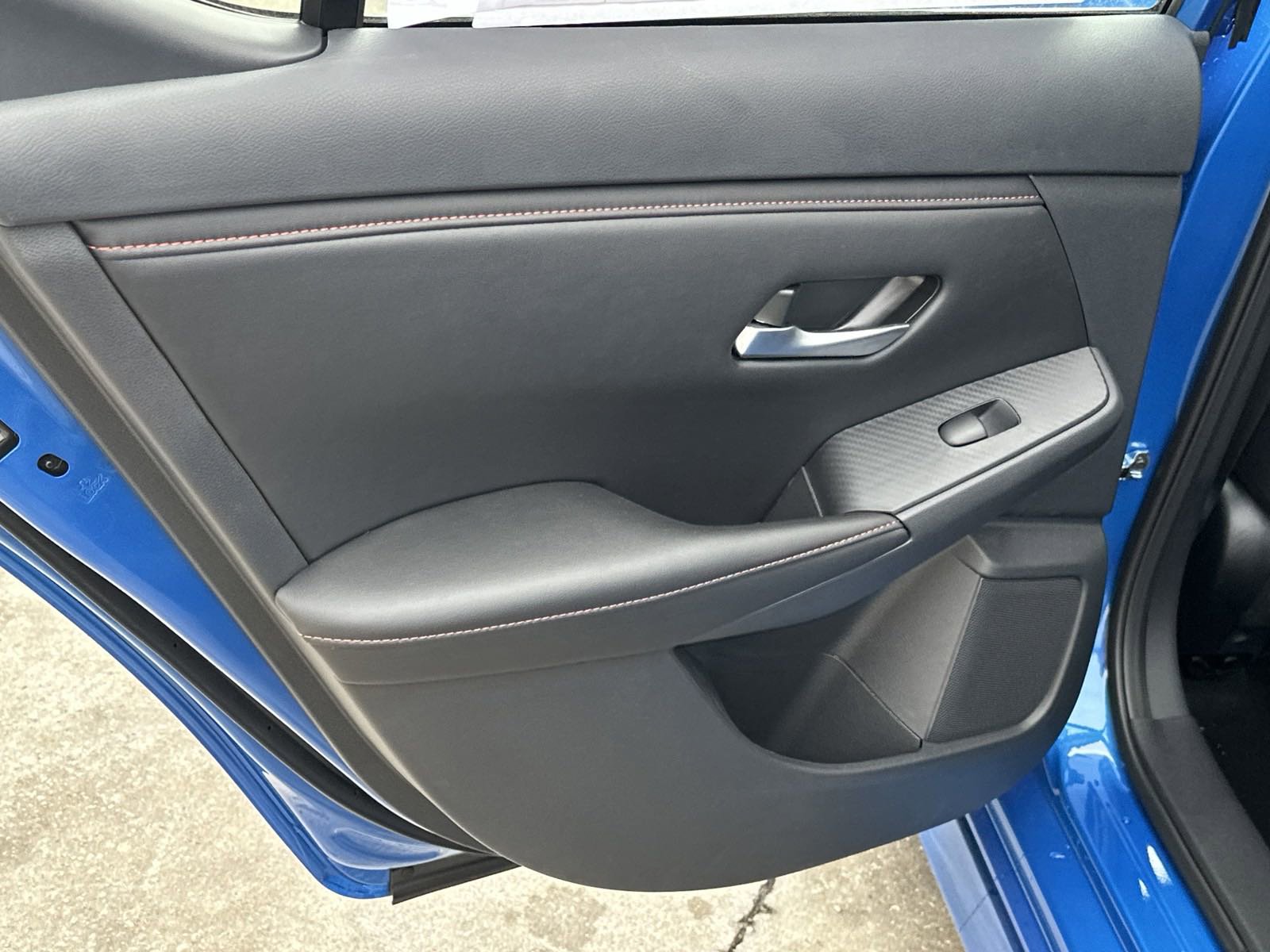2025 Nissan Sentra SR photo 22