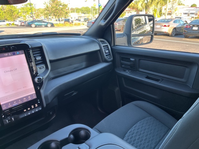 2025 Ram 2500 Tradesman photo 17