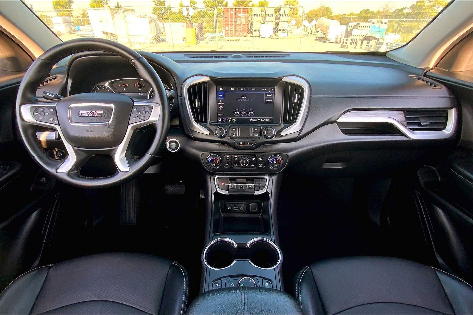 2024 Gmc Terrain SLT photo 13