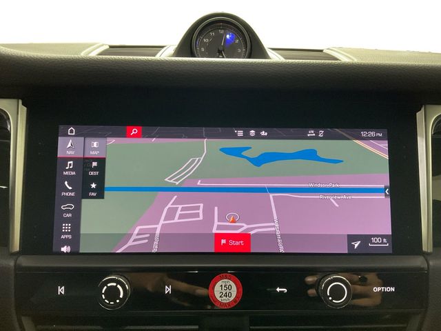 2024 Porsche Macan Base photo 21
