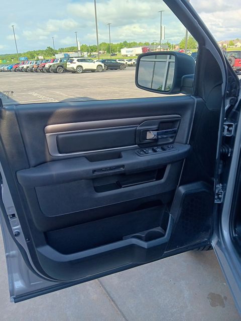 2024 Ram 1500 Classic Warlock photo 10