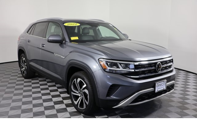 2022 Volkswagen Atlas Cross Sport SE w/Tech