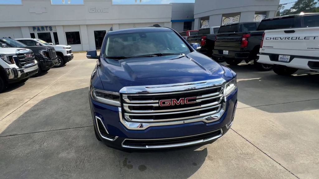 2023 Gmc Acadia SLE photo 3