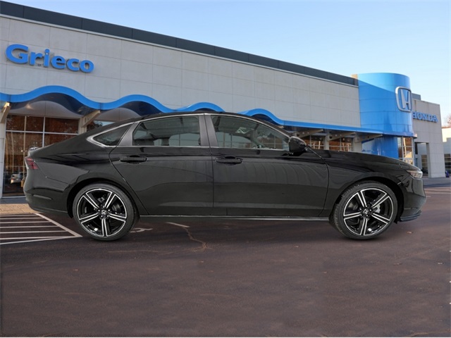 2025 Honda Accord Hybrid Sport photo 4